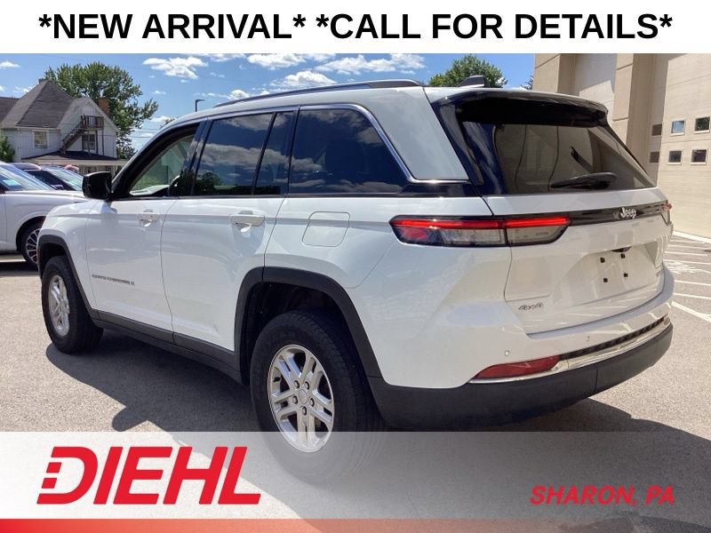 Used 2022 Jeep Grand Cherokee Laredo w/ Luxury Tech Group I AWD/4WD image 5