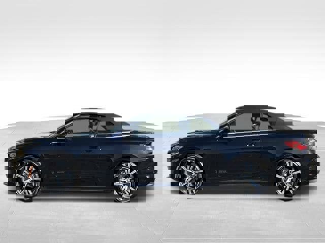 Used 2021 BMW 430i Convertible image 2