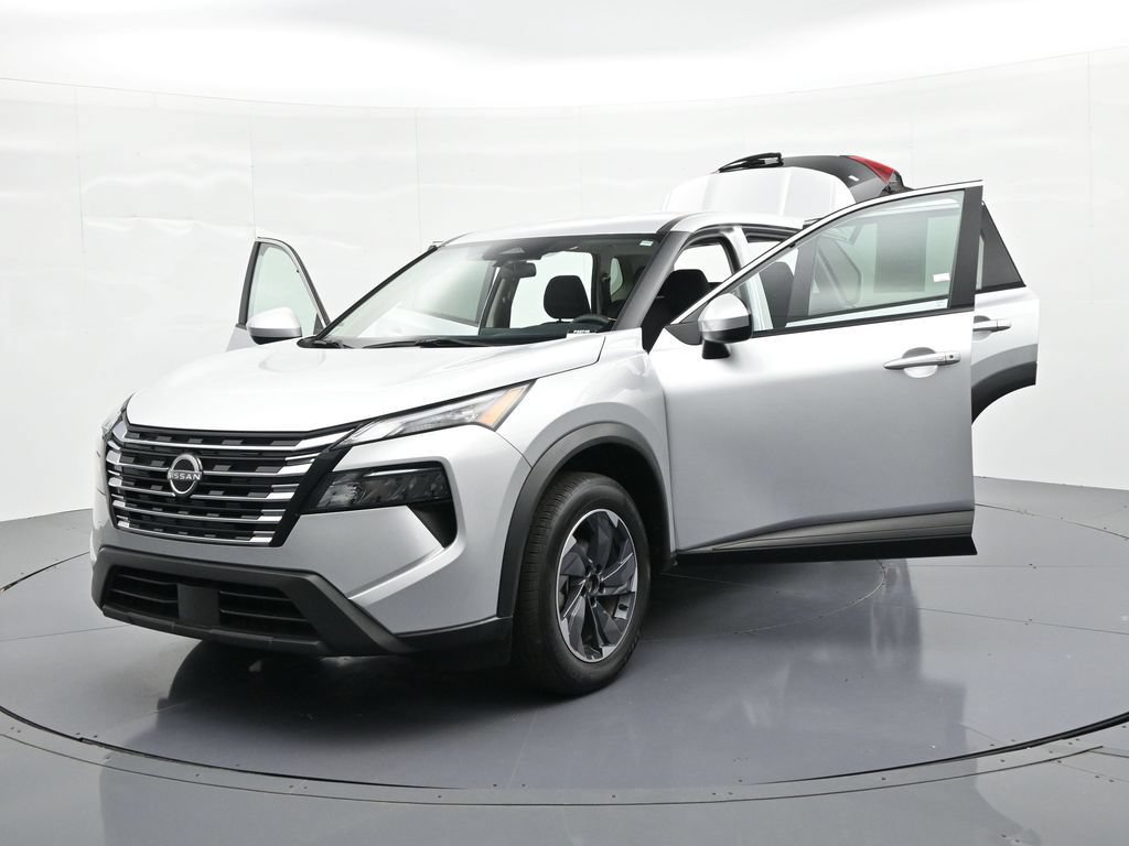 Used 2024 Nissan Rogue SV FWD image 24