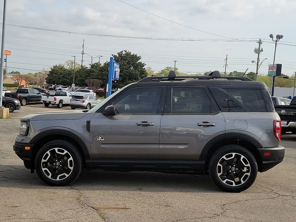 Certified 2022 Ford Bronco Sport Outer Banks w/ Tech Package AWD/4WD image 3