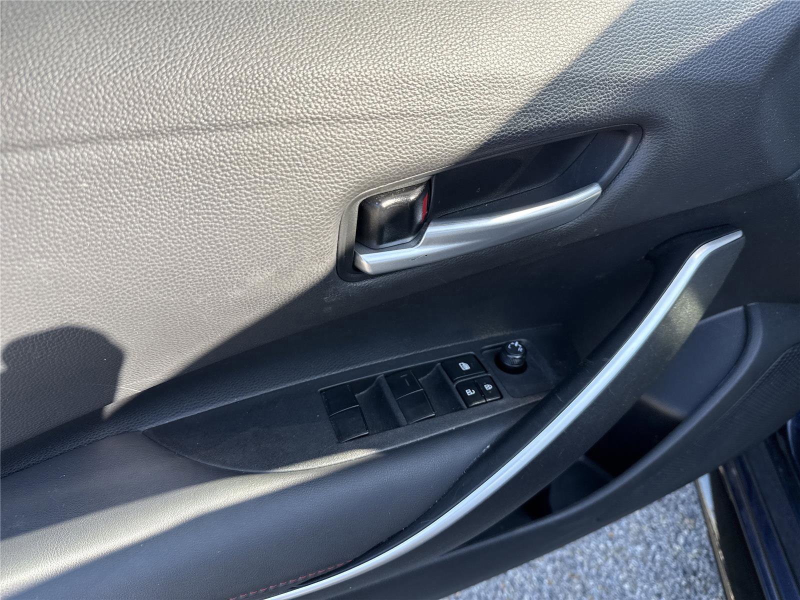 Used 2023 Toyota Corolla SE image 23