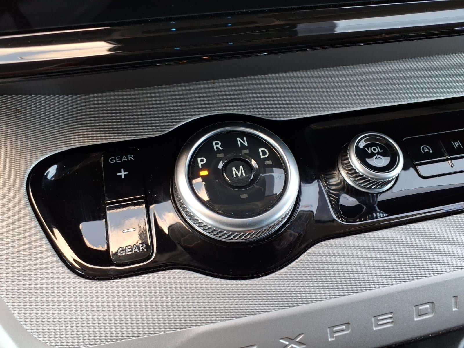 Certified 2025 Ford Expedition Max Active RWD image 26