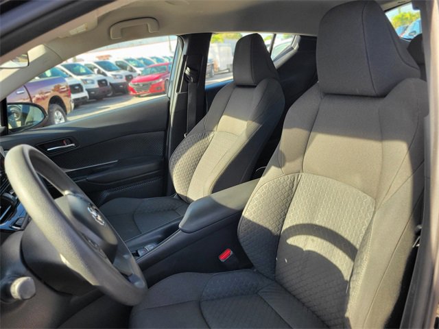 Used 2021 Toyota C-HR LE image 18