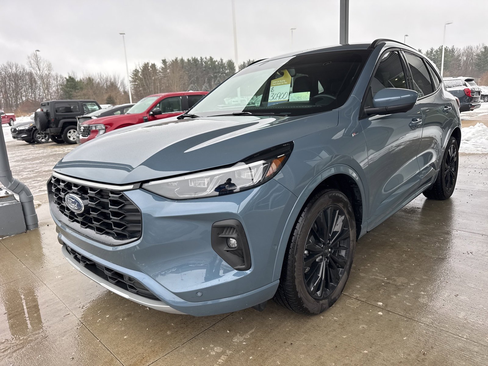 Certified 2024 Ford Escape ST-Line Elite w/ Premium Technology Package image 4