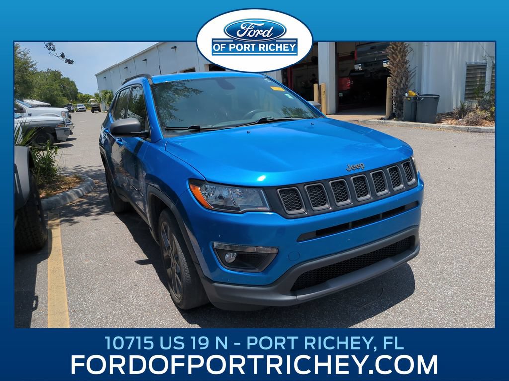 Used 2021 Jeep Compass Latitude w/ Sun and Sound Group FWD image 1