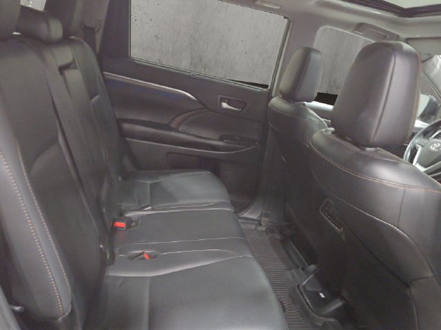 Used 2019 Toyota Highlander Limited AWD/4WD image 21