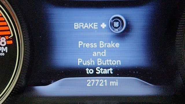 Used 2022 Jeep Cherokee Limited image 13