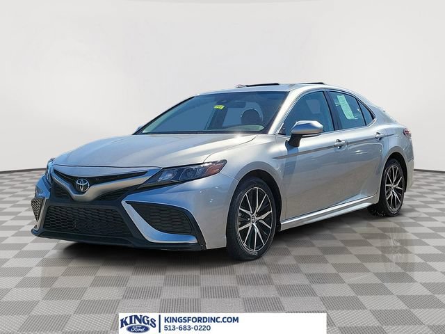 Used 2023 Toyota Camry SE FWD image 1