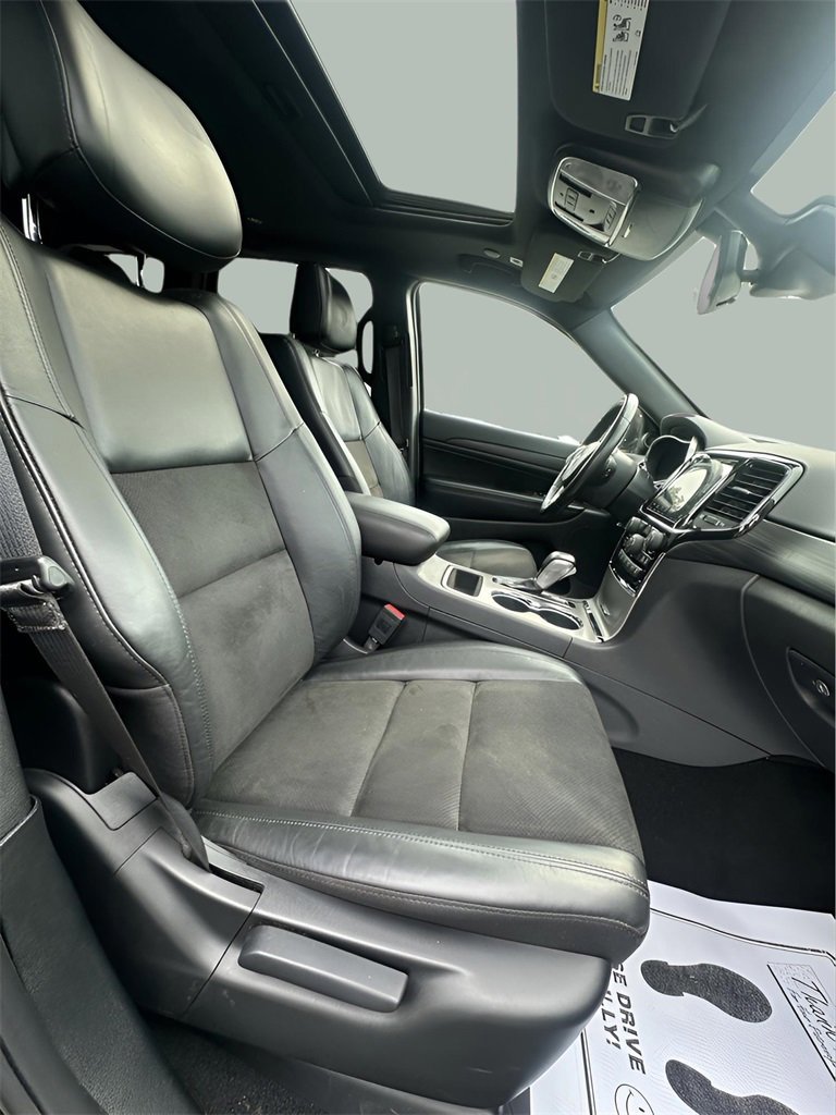 Used 2021 Jeep Grand Cherokee Laredo X image 17