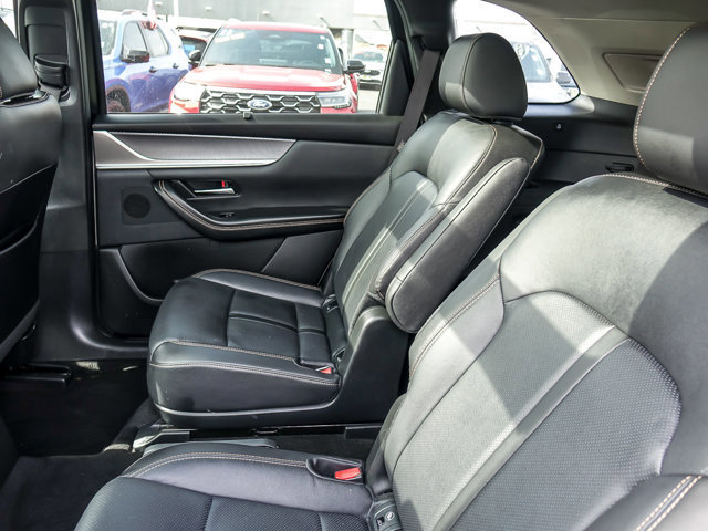 Used 2025 MAZDA CX-90 3.3 Turbo w/ Premium Sport Pkg image 12