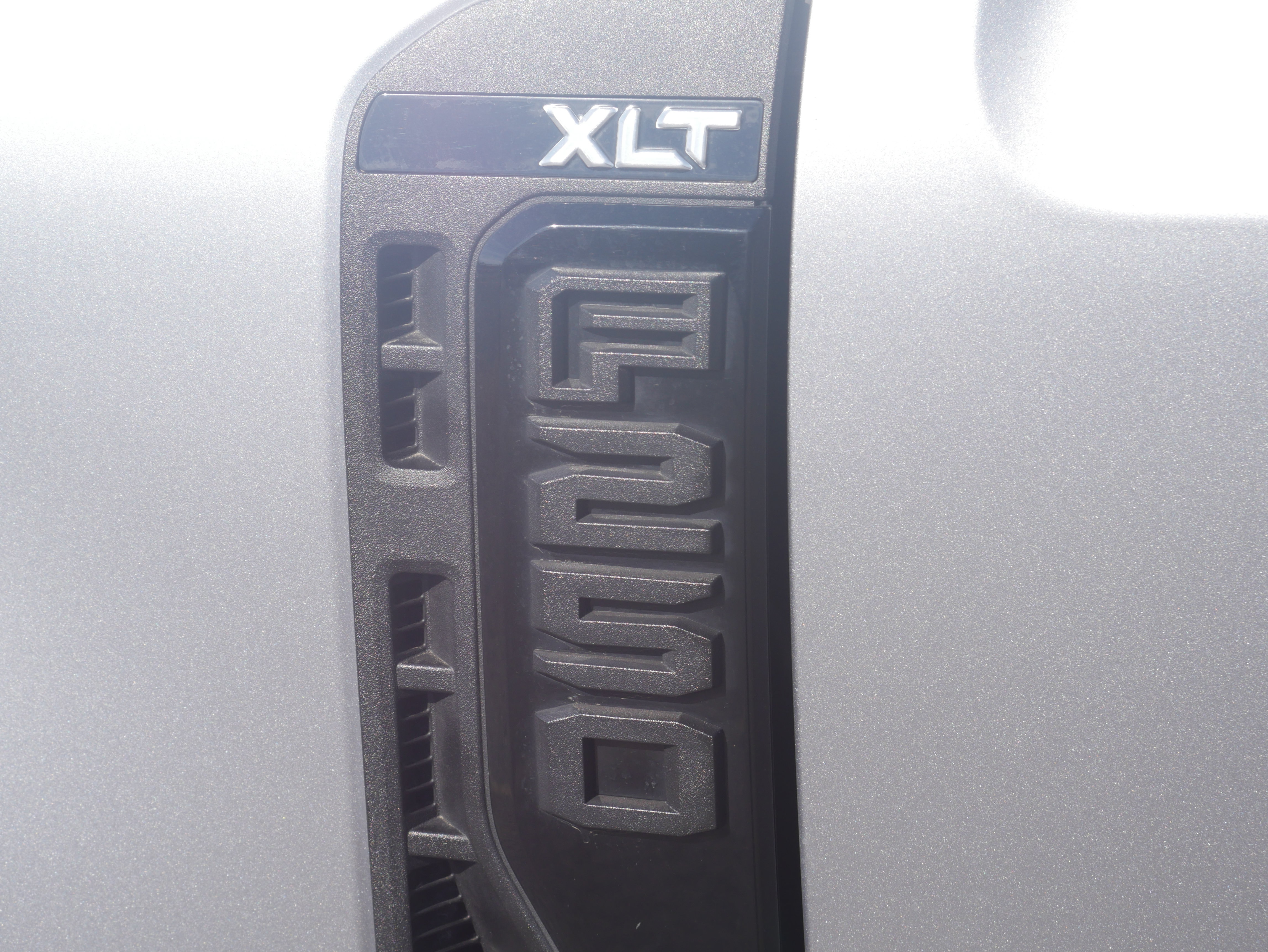 Certified 2023 Ford F250 XLT w/ XLT Premium Package AWD/4WD image 19