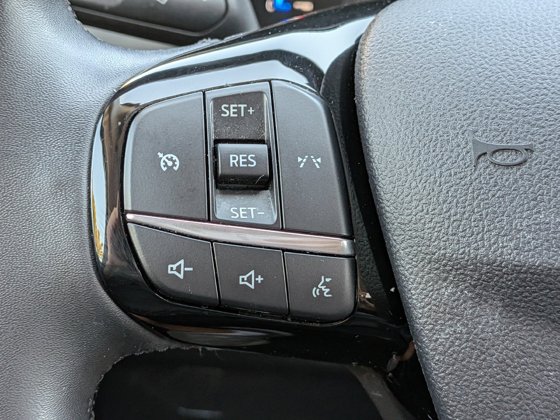 Certified 2024 Ford Escape Active AWD/4WD image 26