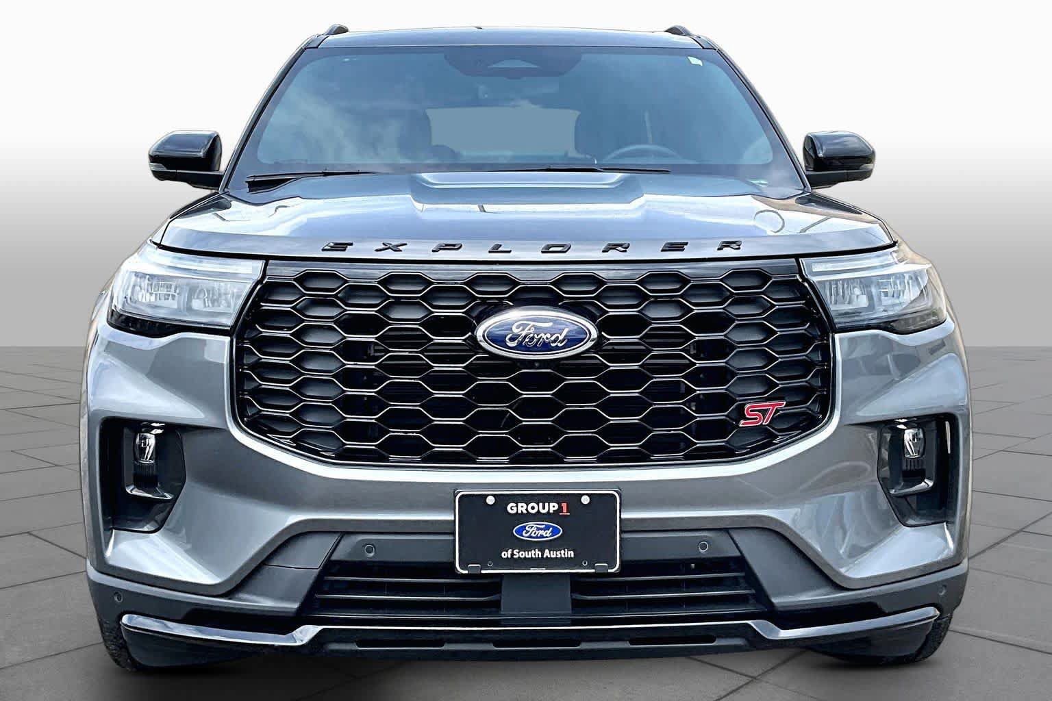 Certified 2025 Ford Explorer ST w/ Sun And Sound Package AWD/4WD image 4
