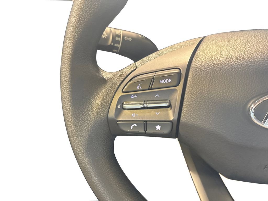 Used 2023 Hyundai Kona SEL w/ Cargo Package image 31