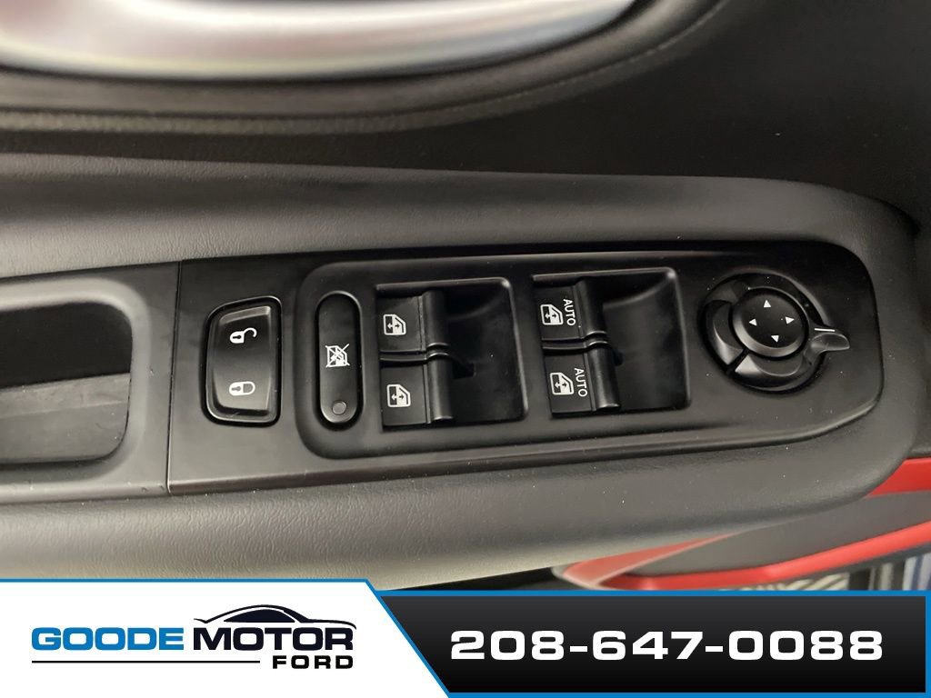 Used 2022 Jeep Renegade Trailhawk AWD/4WD image 10