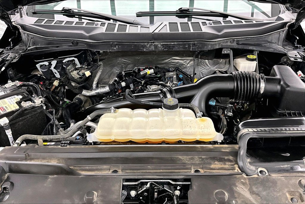 Certified 2024 Ford F150 STX AWD/4WD image 10