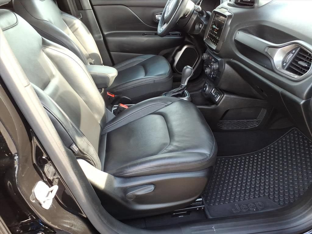 Used 2022 Jeep Renegade Limited w/ Sun, Sound & Wheels Group AWD/4WD image 8