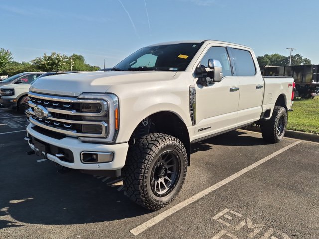 Certified 2023 Ford F350 Platinum AWD/4WD image 4