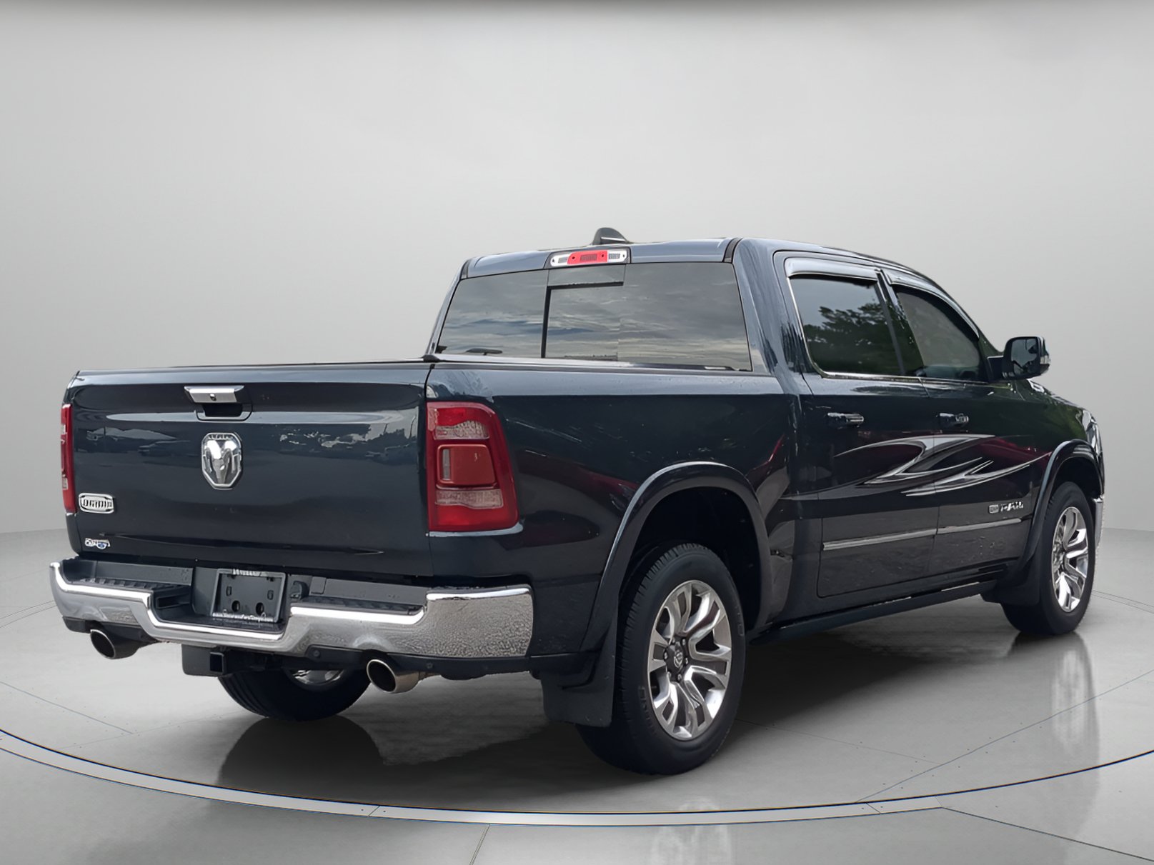 Used 2019 RAM 1500 Limited RWD image 40