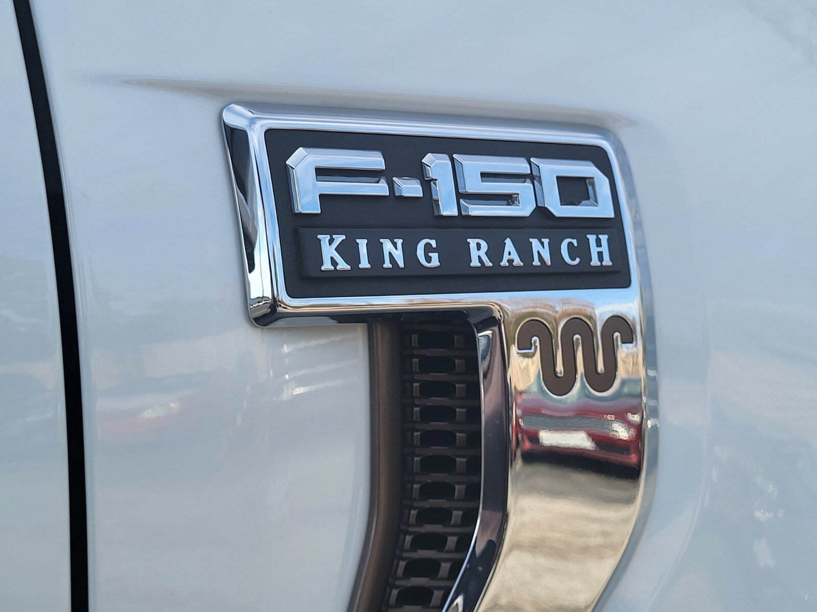 Certified 2025 Ford F150 King Ranch w/ FX4 Off-Road Package image 12