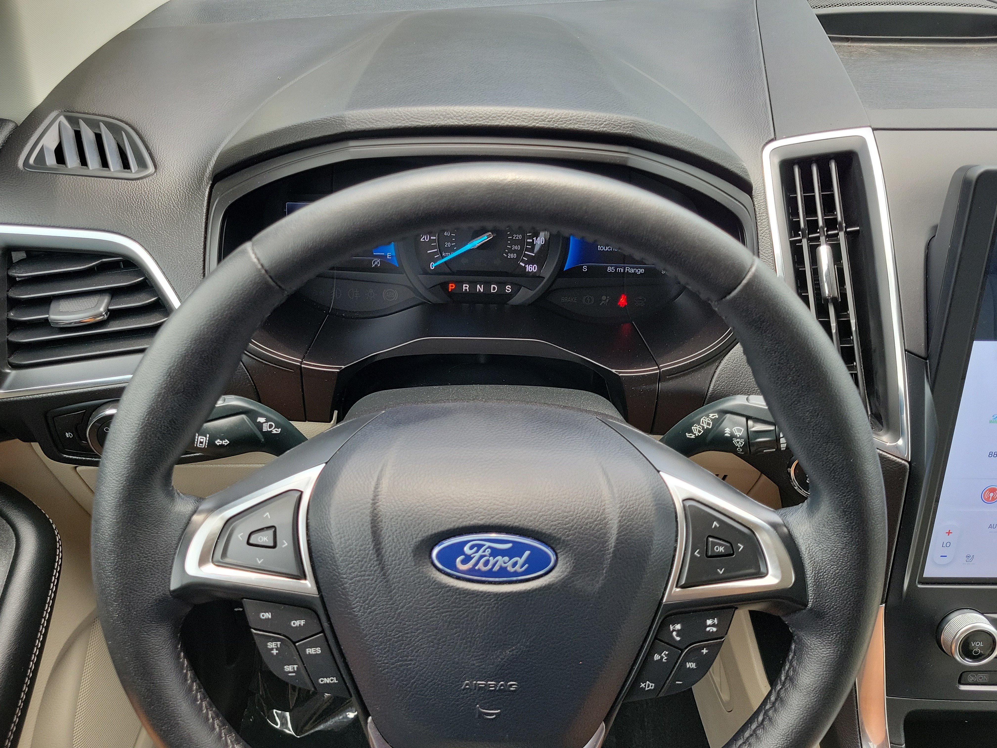 Certified 2024 Ford Edge Titanium AWD/4WD image 23