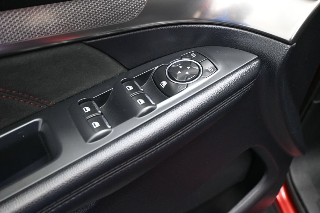 Certified 2019 Ford Explorer XLT w/ Equipment Group 202A FWD image 13