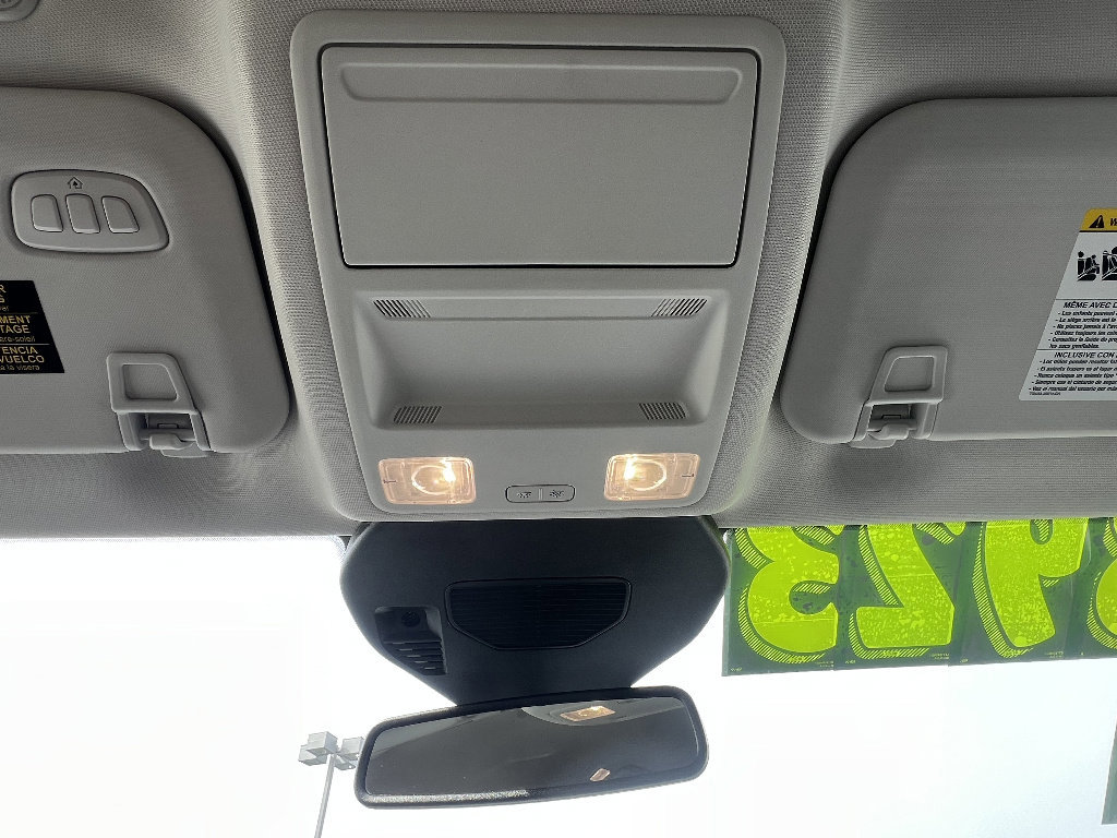Certified 2025 Ford Escape Platinum AWD/4WD image 31