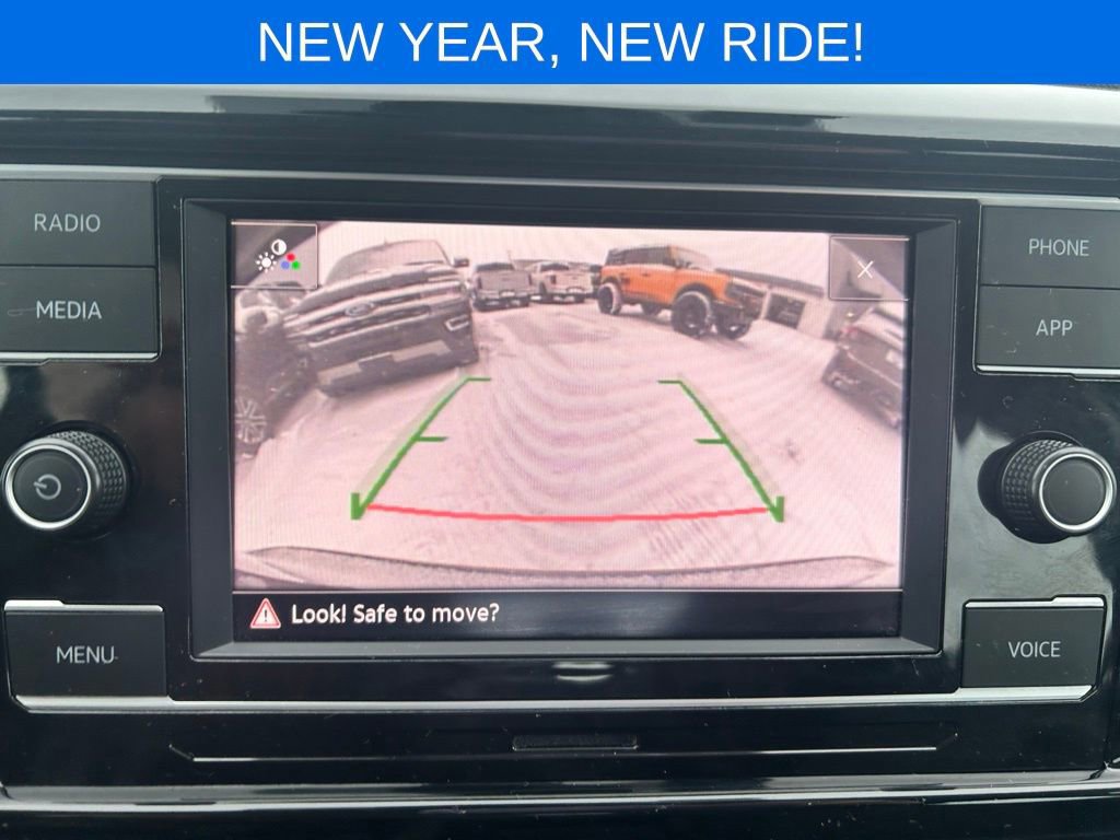 Used 2024 Volkswagen Taos S image 38