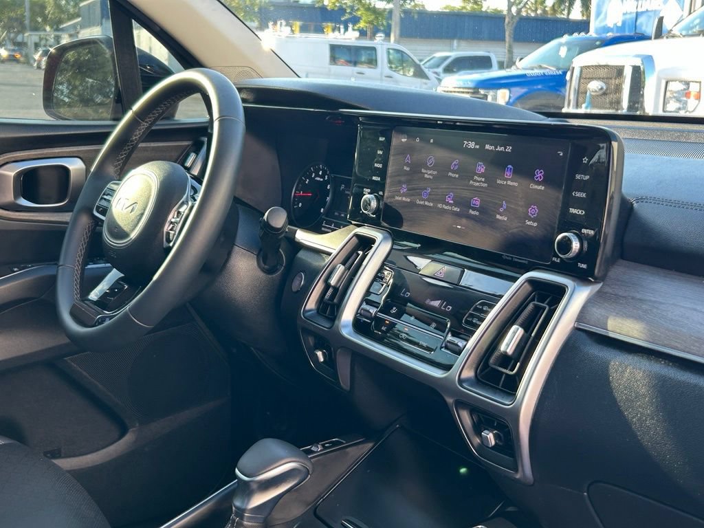 Used 2023 Kia Sorento X-Line EX AWD/4WD image 29