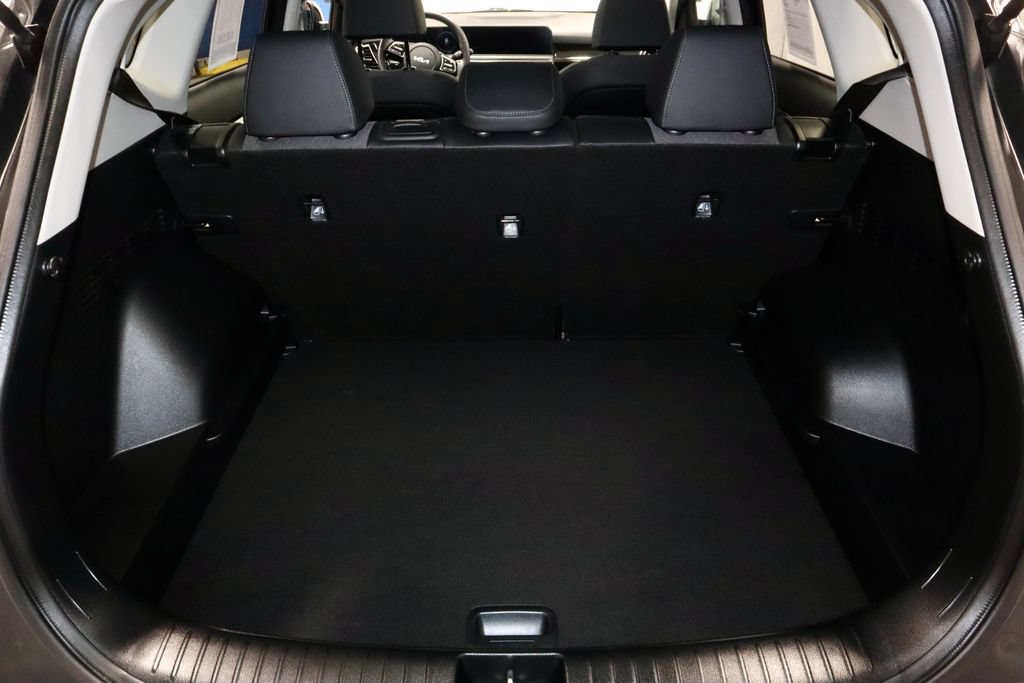 Used 2025 Kia Seltos X-Line AWD/4WD image 15