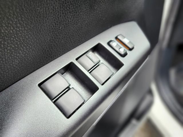 Used 2017 Toyota RAV4 XLE w/ Carpet Mat Package image 17