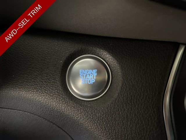 Used 2020 Hyundai Santa Fe SEL image 15