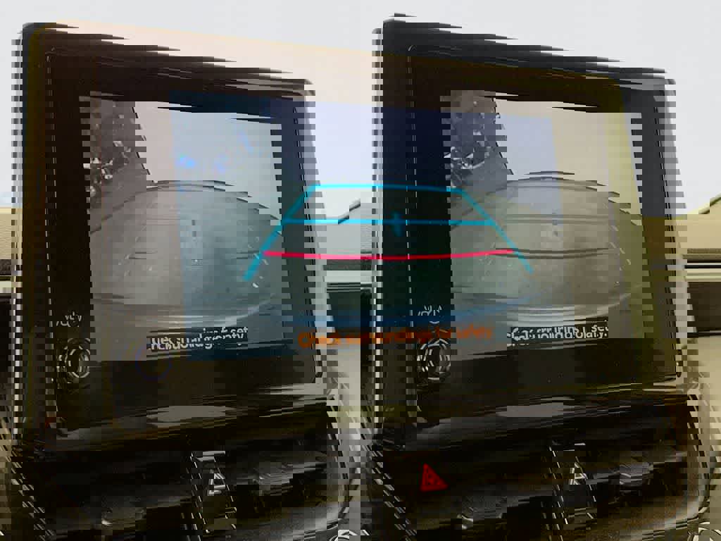 Used 2023 Toyota Corolla Cross LE image 27