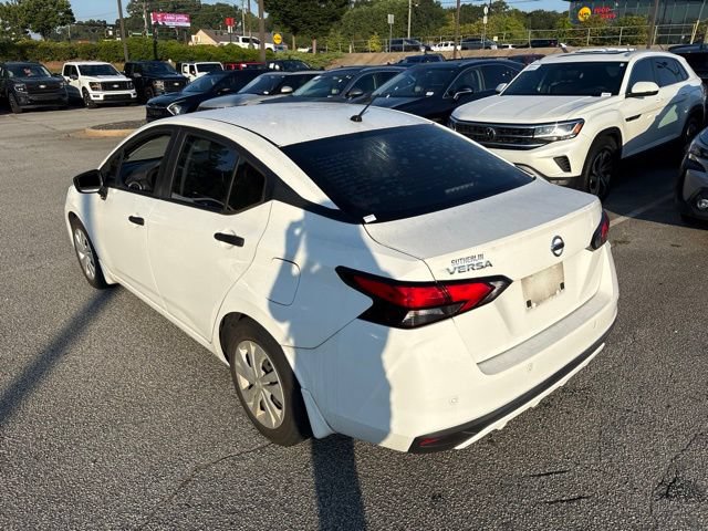 Used 2021 Nissan Versa S FWD image 4