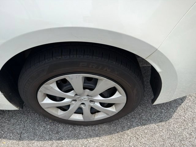 Used 2020 Toyota Corolla LE FWD image 11