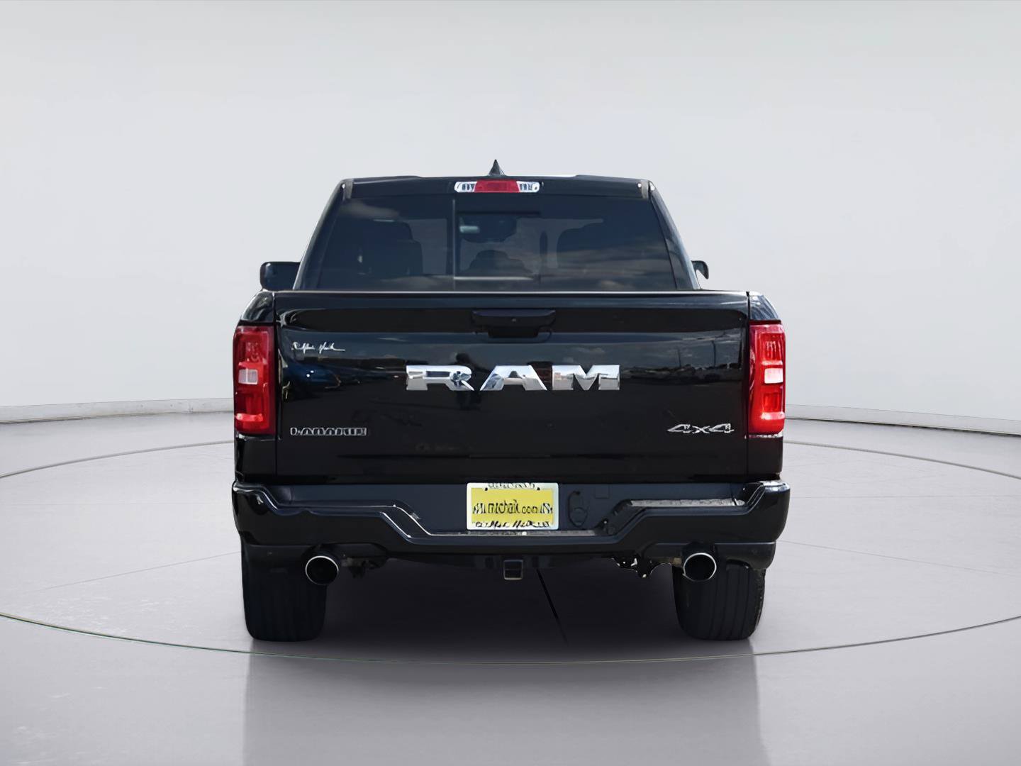 Used 2025 RAM 1500 Laramie w/ Laramie Southwest Edition AWD/4WD image 7