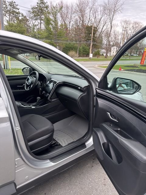 Used 2022 Hyundai Tucson SE w/ Cargo Package AWD/4WD image 19
