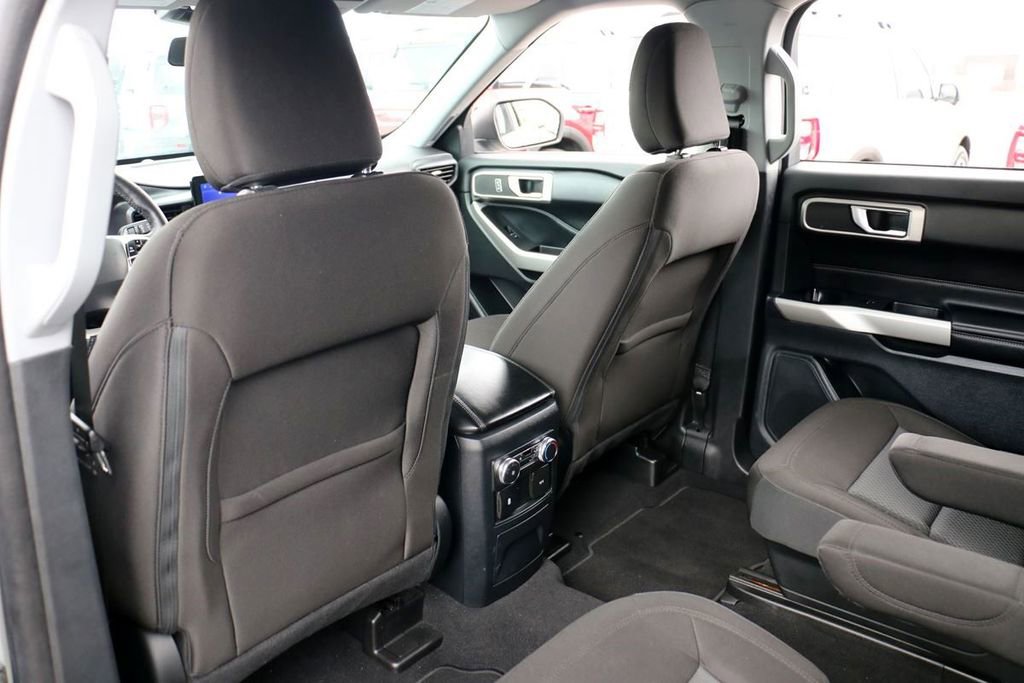 Certified 2022 Ford Explorer XLT image 21