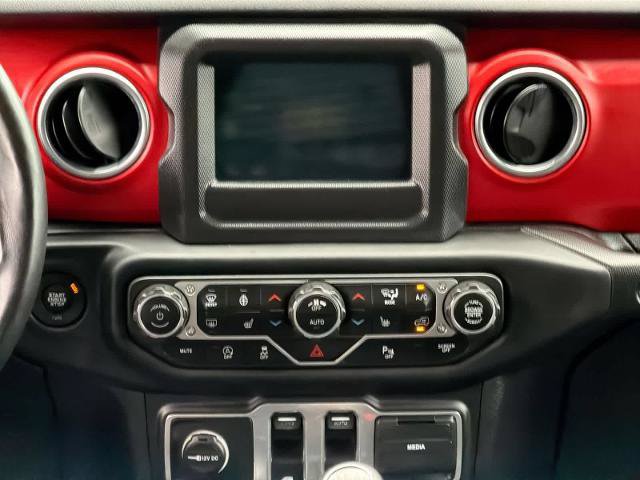 Used 2018 Jeep Wrangler Rubicon w/ Steel Bumper Group AWD/4WD image 27