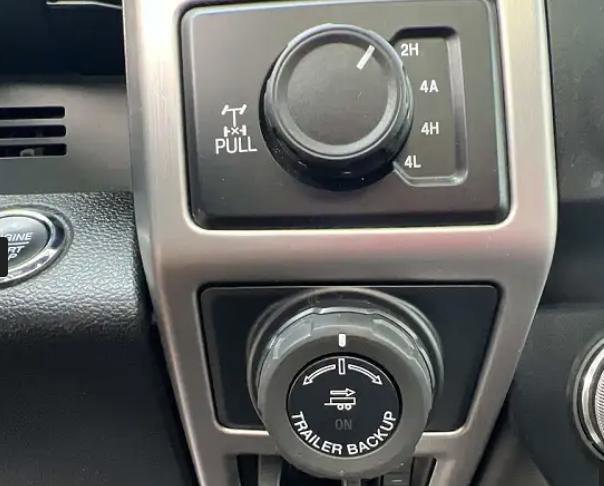 Certified 2019 Ford F150 Platinum w/ Max Trailer Tow Package image 23