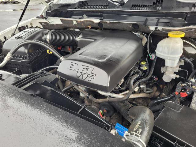 Used 2018 RAM 1500 Tradesman w/ Chrome Appearance Group image 36