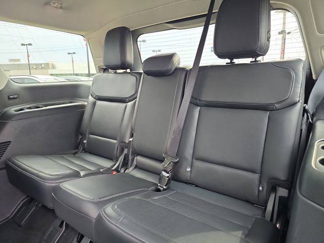 Certified 2025 Ford Expedition Platinum AWD/4WD image 32