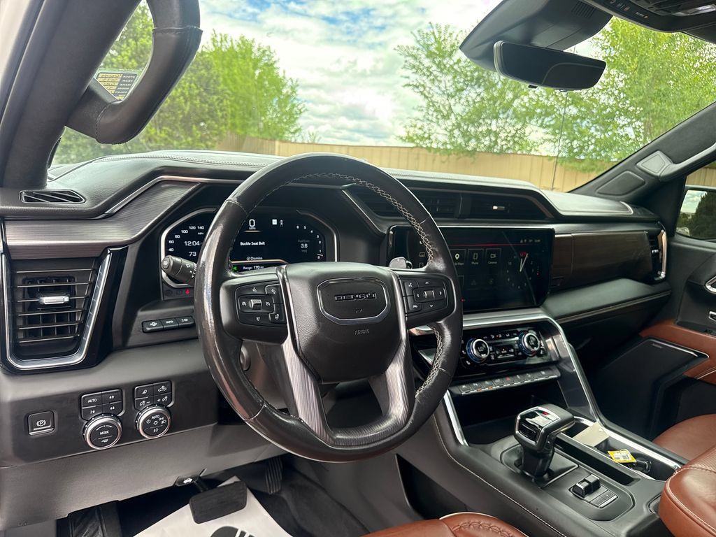 Used 2023 GMC Sierra 1500 Denali Ultimate AWD/4WD image 14