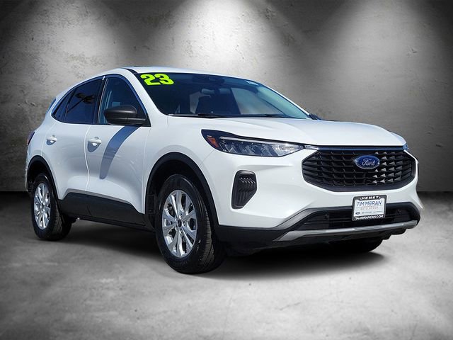 Certified 2023 Ford Escape Active AWD/4WD image 2