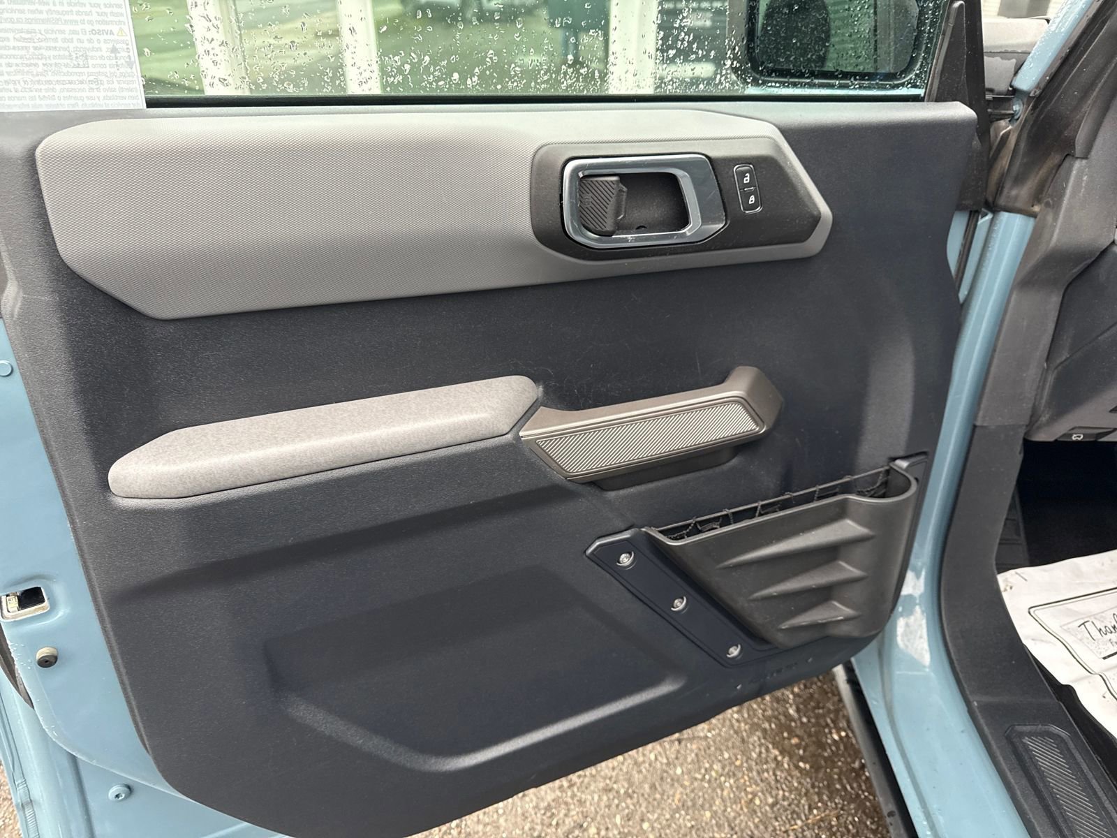 Certified 2021 Ford Bronco Black Diamond image 10