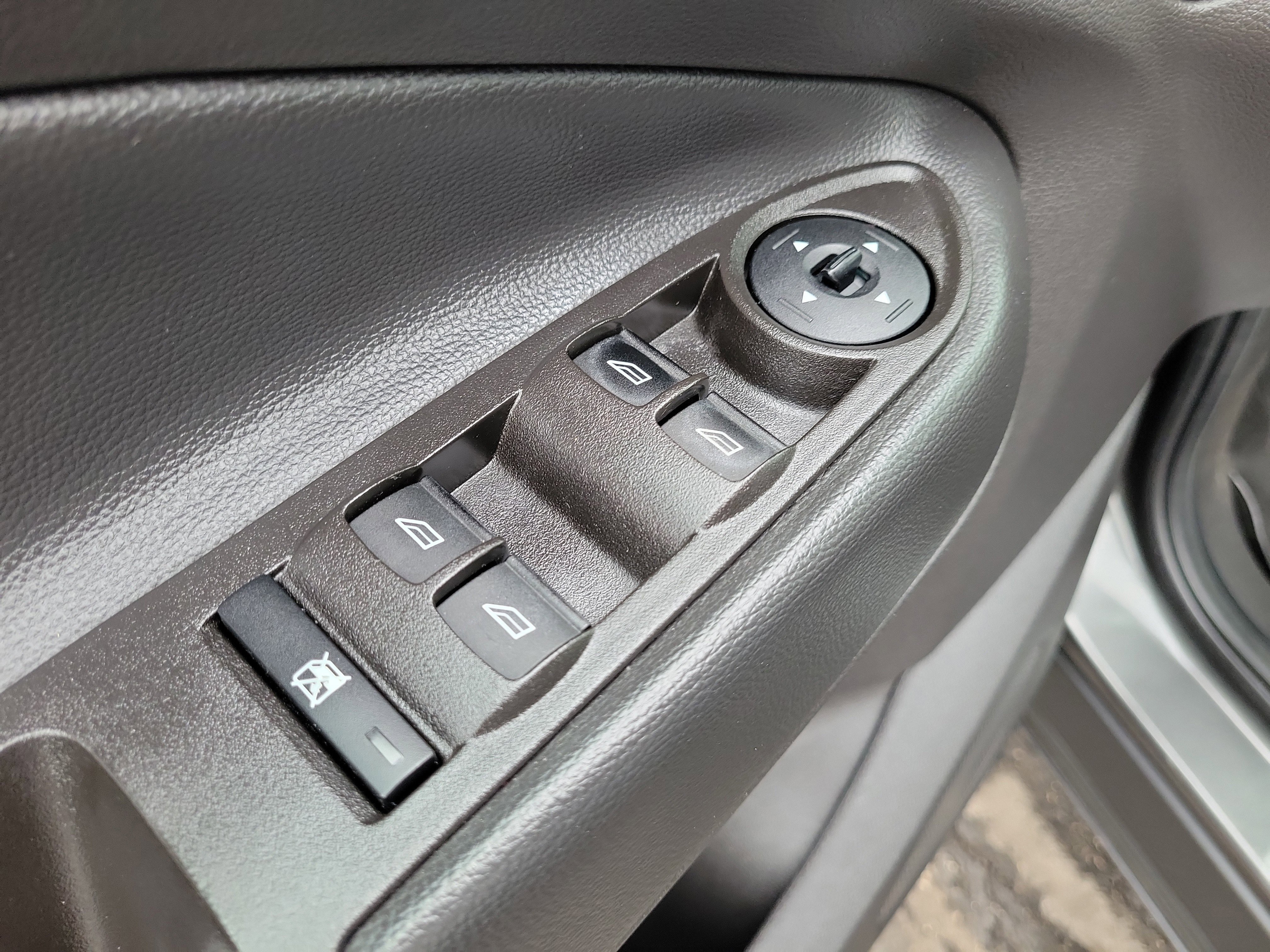 Certified 2017 Ford Escape SE image 16