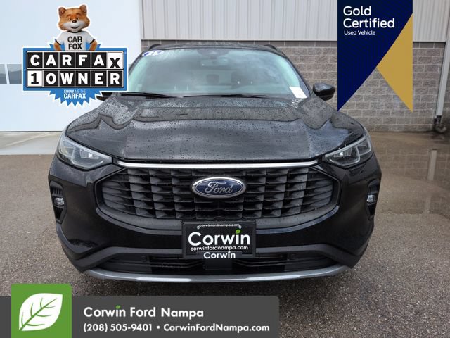 Certified 2025 Ford Escape Platinum AWD/4WD image 10