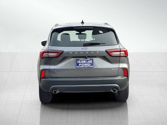 Certified 2025 Ford Escape ST-Line image 4