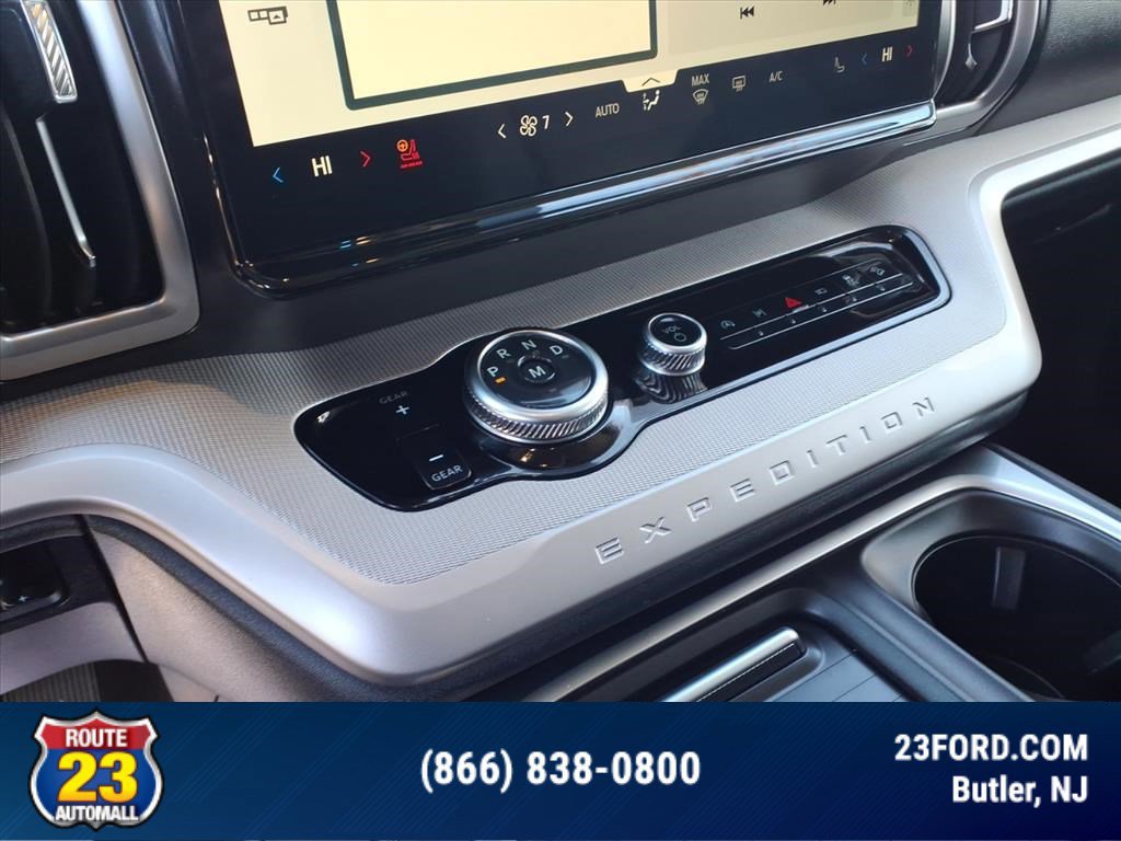 Certified 2025 Ford Expedition Max Active image 12