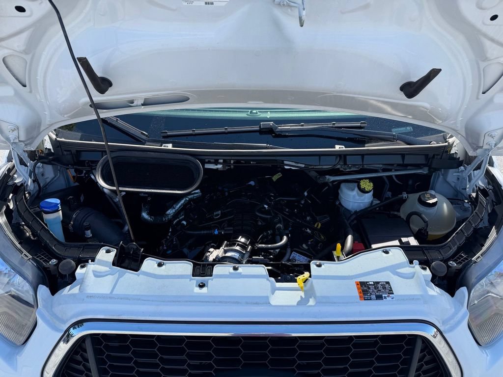 Certified 2025 Ford Transit 350 XLT AWD/4WD image 24